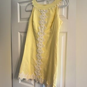 Lilly Pulitzer Yellow Dress with White Lace Details. Size 2. White Label
